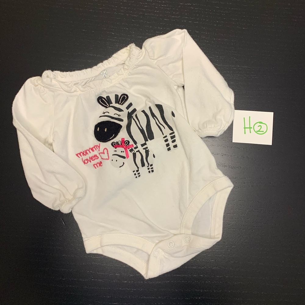⭐️5/$10.00⭐️ Koala Baby 0-3m Long Sleeve Onesie